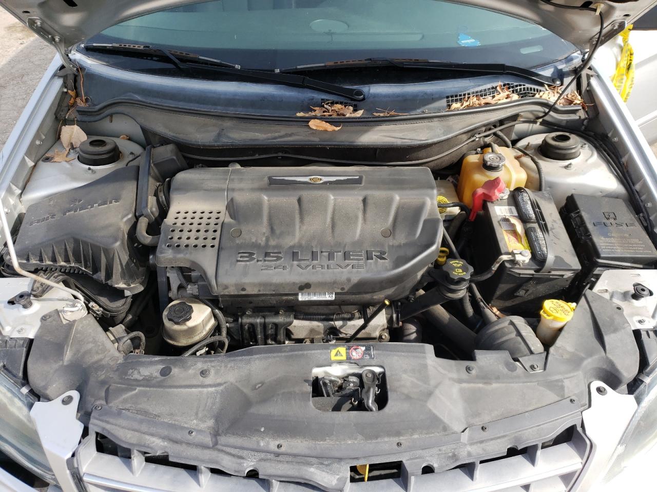 Photo 7 from auction – 2005 CHRYSLER PACIFICA T with VIN 2C4GF68485R328870