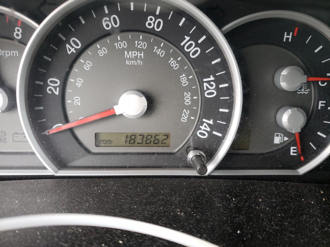 Photo 8 from auction – 2007 KIA SORENTO EX with VIN KNDJC736175668617