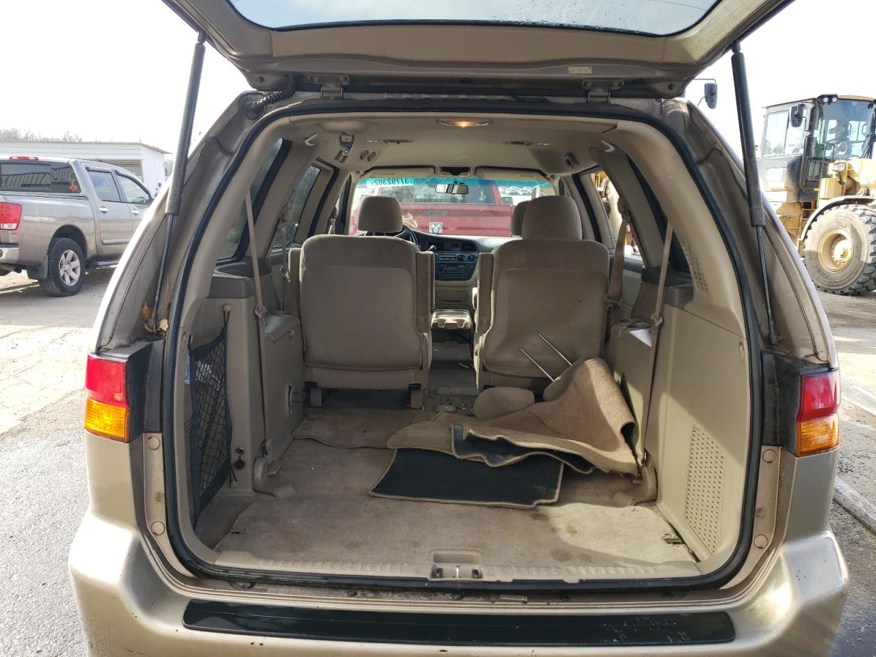 Photo 9 from auction – 2004 HONDA ODYSSEY LX with VIN 5FNRL18514B078458