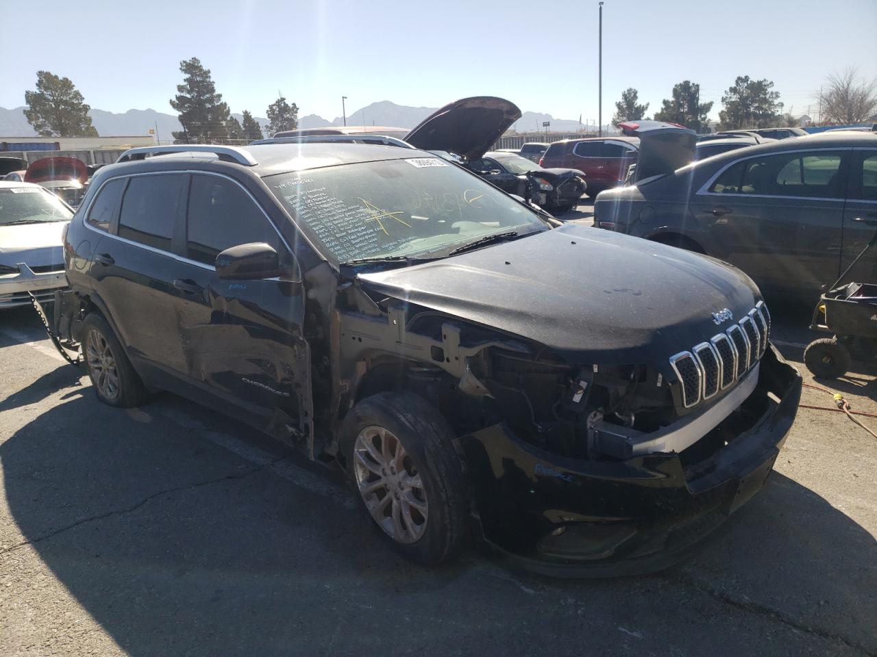 Photo 1 from auction – 2019 JEEP CHEROKEE L with VIN 1C4PJLCB0KD220552