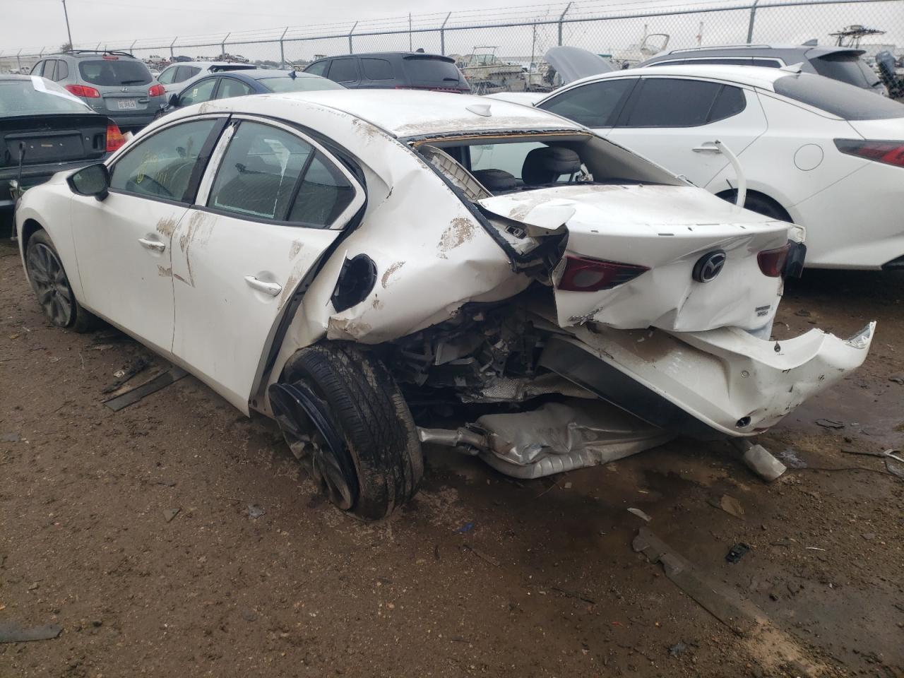 Photo 3 from auction – 2021 MAZDA 3 PREMIUM with VIN JM1BPBEY8M1311108
