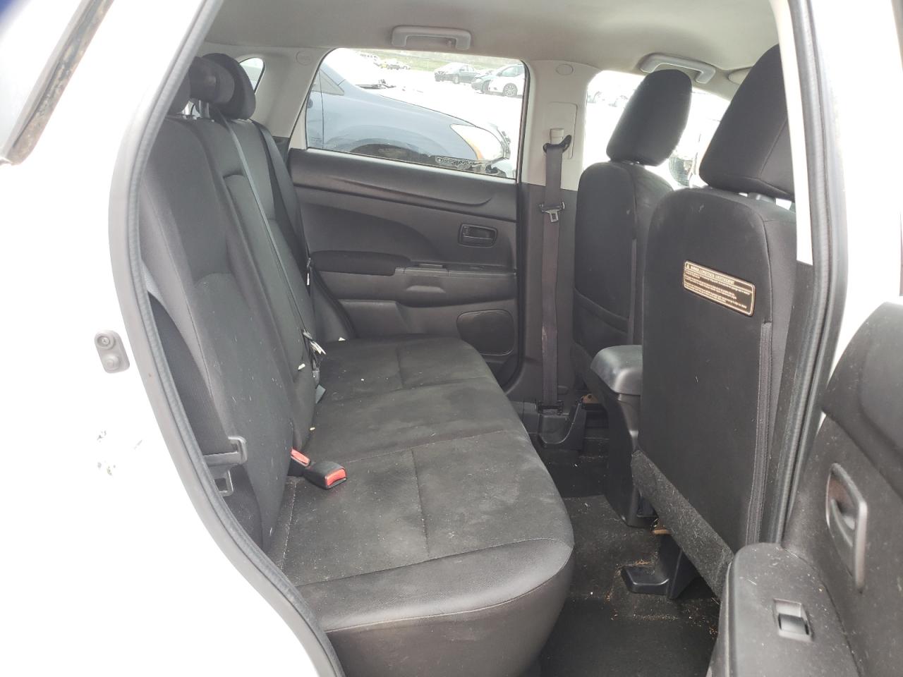 Photo 6 from auction – 2015 MITSUBISHI OUTLANDER with VIN 4A4AP3AU6FE018686