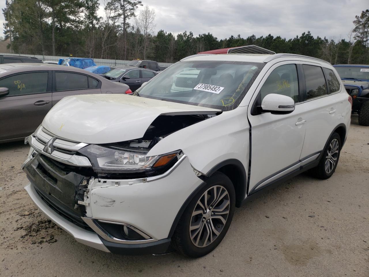 Photo 2 from auction – 2017 MITSUBISHI OUTLANDER with VIN JA4AZ3A32HZ049738