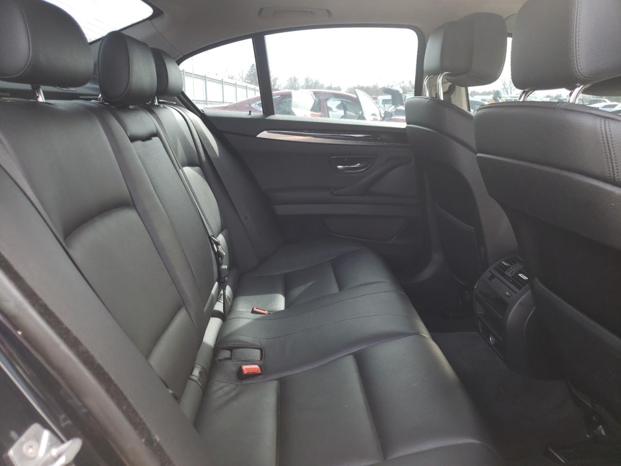 Photo 6 from auction – 2012 BMW 535 XI with VIN WBAFU7C58CDU62184