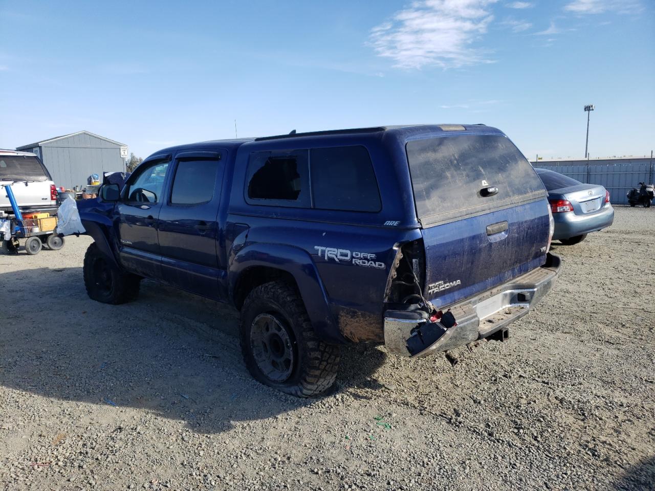 Photo 3 from auction – 2014 TOYOTA TACOMA DOU with VIN 5TFLU4EN2EX095883