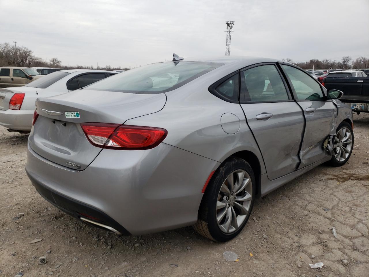 Photo 4 from auction – 2015 CHRYSLER 200 S with VIN 1C3CCCBG2FN615083