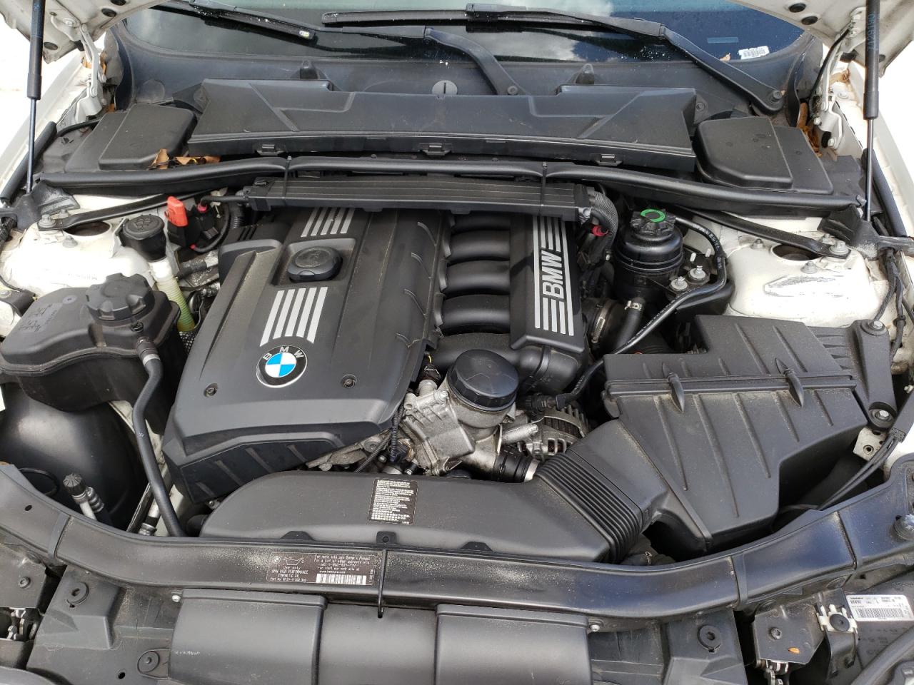 Photo 7 from auction – 2011 BMW 328 I with VIN WBAPH7C5XBE680709