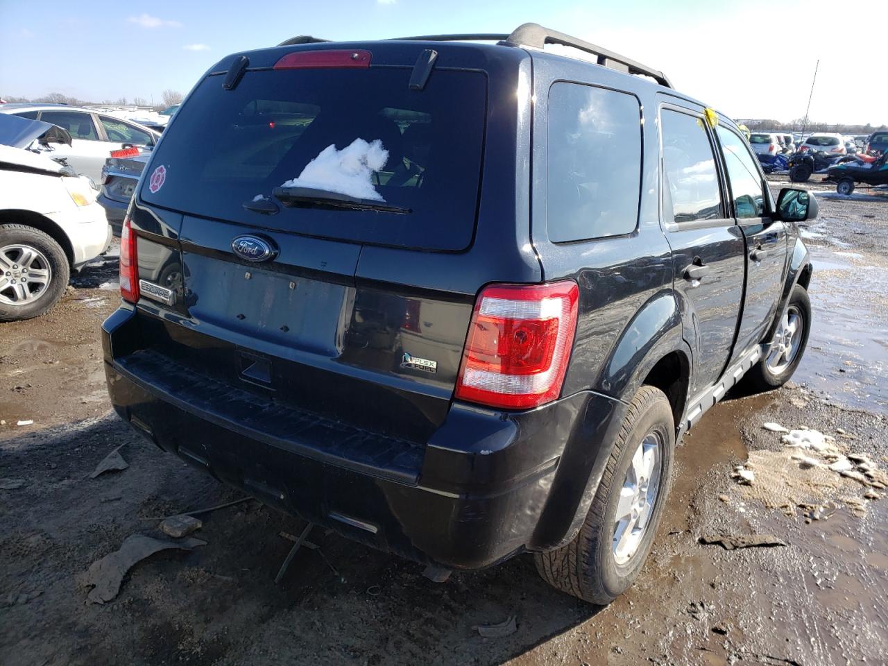 Photo 4 from auction – 2011 FORD ESCAPE XLT with VIN 1FMCU9DG2BKB99732