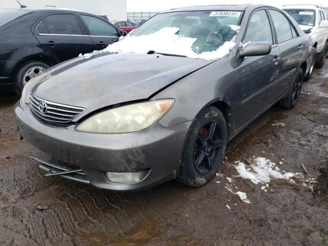 Photo 2 from auction – 2005 TOYOTA CAMRY LE with VIN JTDBF30K350164621