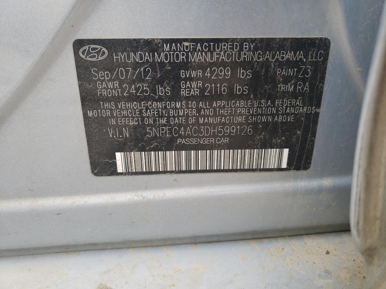 Photo 10 from auction – 2013 HYUNDAI SONATA SE with VIN 5NPEC4AC3DH599126