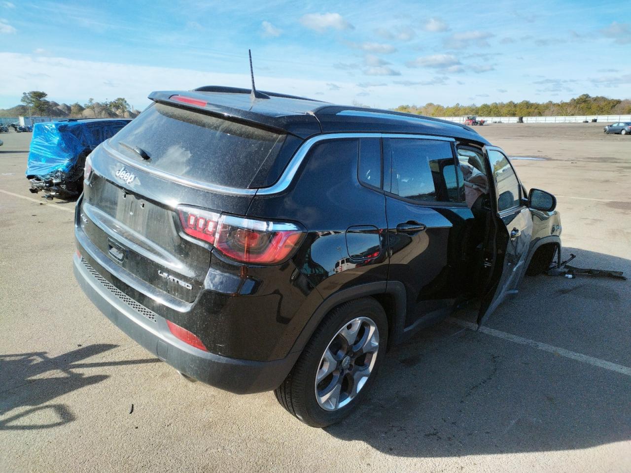 Photo 4 from auction – 2020 JEEP COMPASS LI with VIN 3C4NJDCB1LT244447