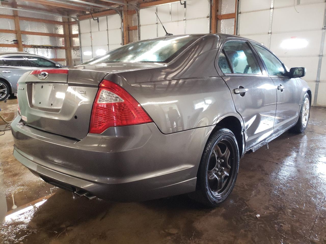 Photo 4 from auction – 2011 FORD FUSION SE with VIN 3FAHP0HAXBR260264
