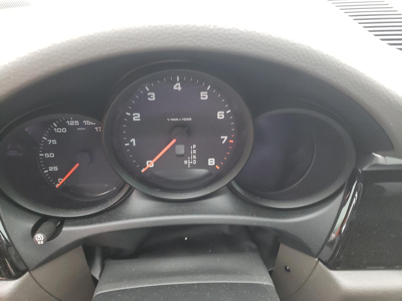 Photo 8 from auction – 2020 PORSCHE MACAN with VIN WP1AA2A56LLB10141