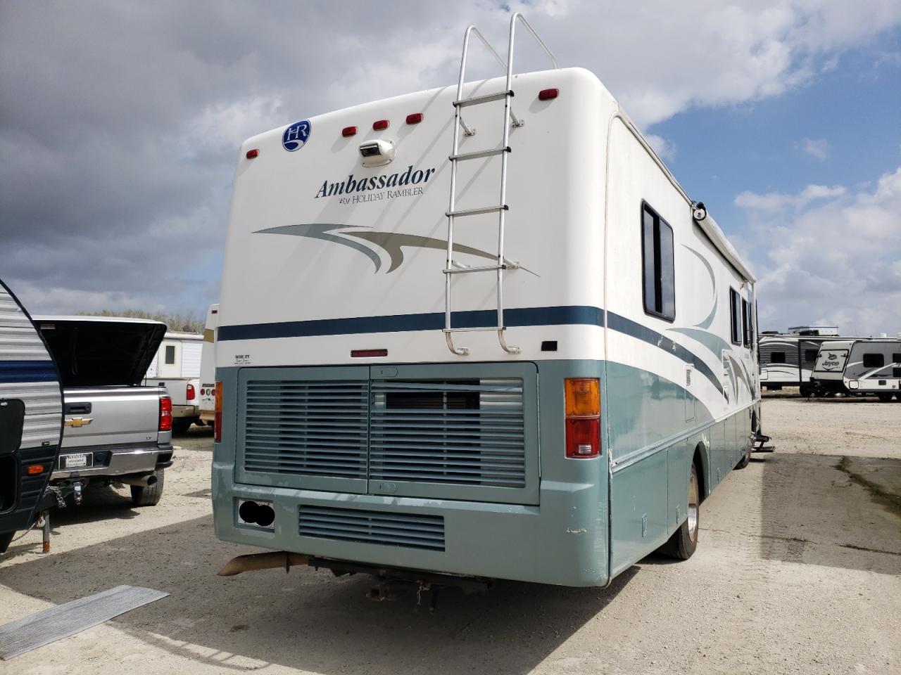 Photo 4 from auction – 2000 ROADMASTER RAIL EXECUTIVE with VIN 1RF120415Y1009972