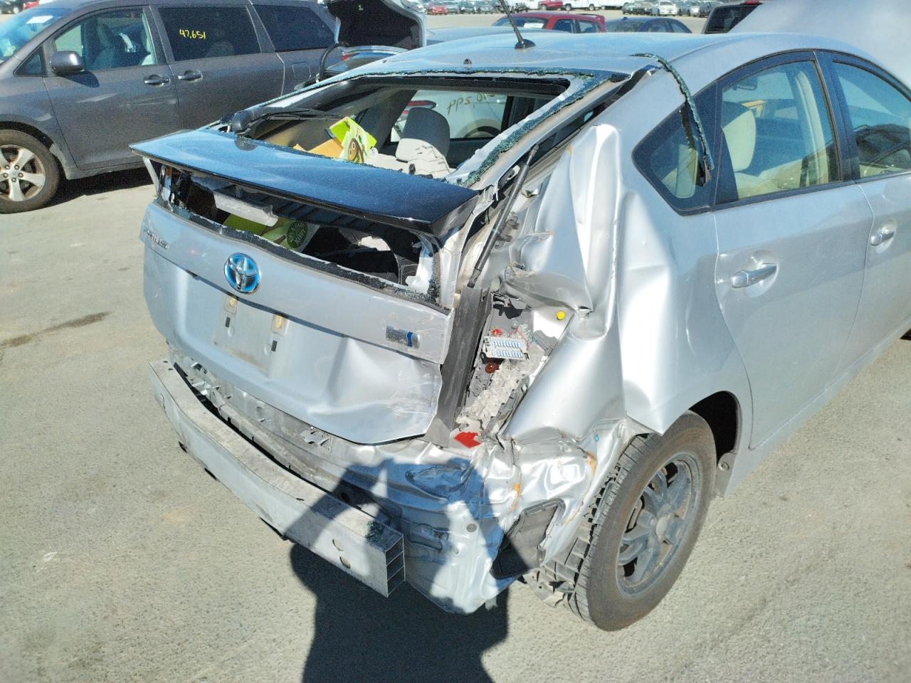 Photo 9 from auction – 2015 TOYOTA PRIUS with VIN JTDKN3DUXF0404358