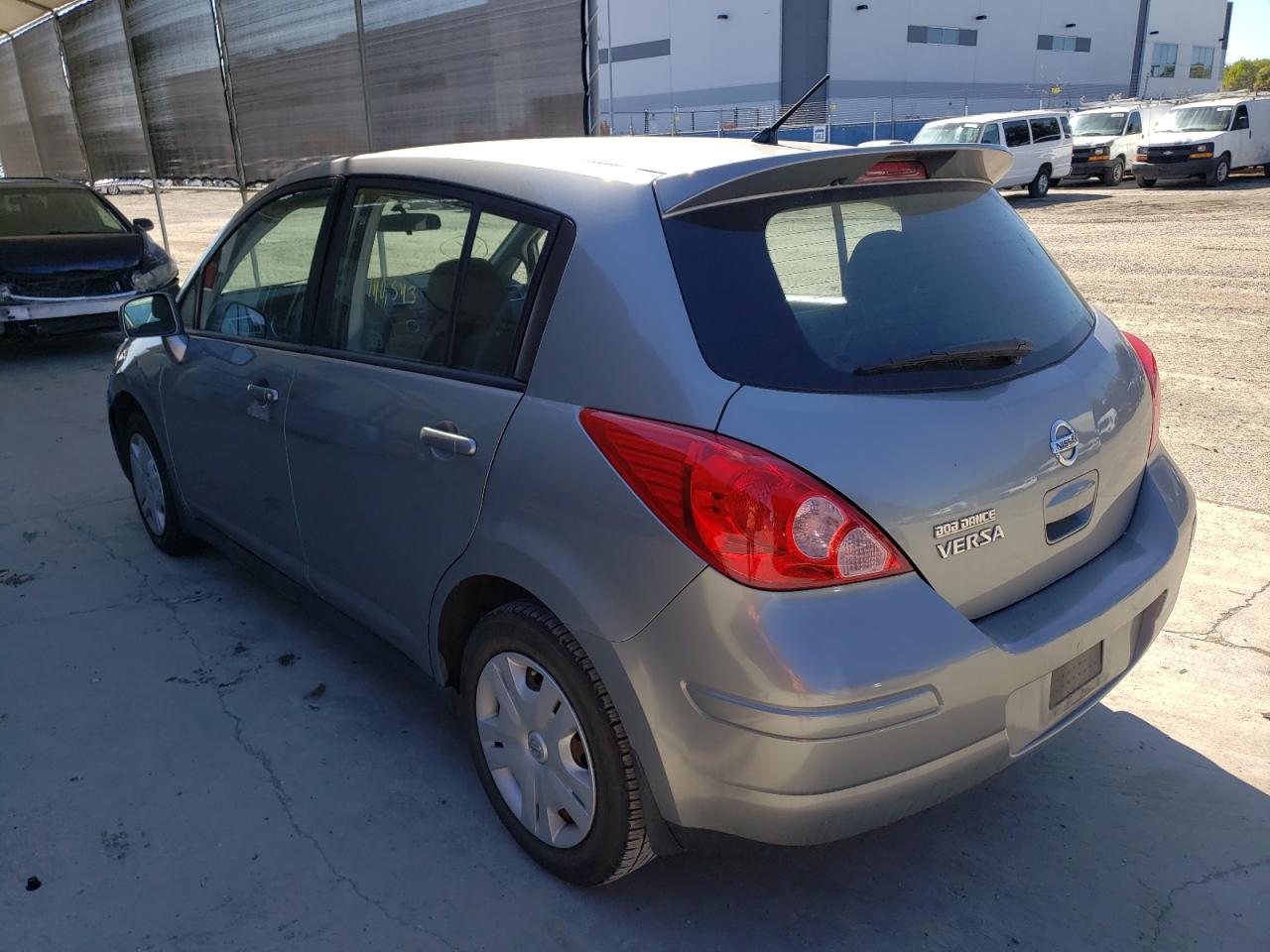 Zdjęcie 3 z aukcji – 2011 NISSAN VERSA S z VIN 3N1BC1CP9BL414126