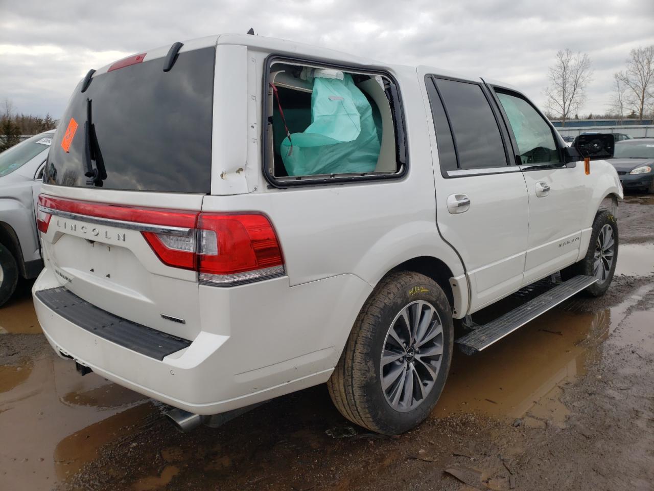 Photo 4 from auction – 2016 LINCOLN NAVIGATOR with VIN 5LMJJ2JT0GEL11987