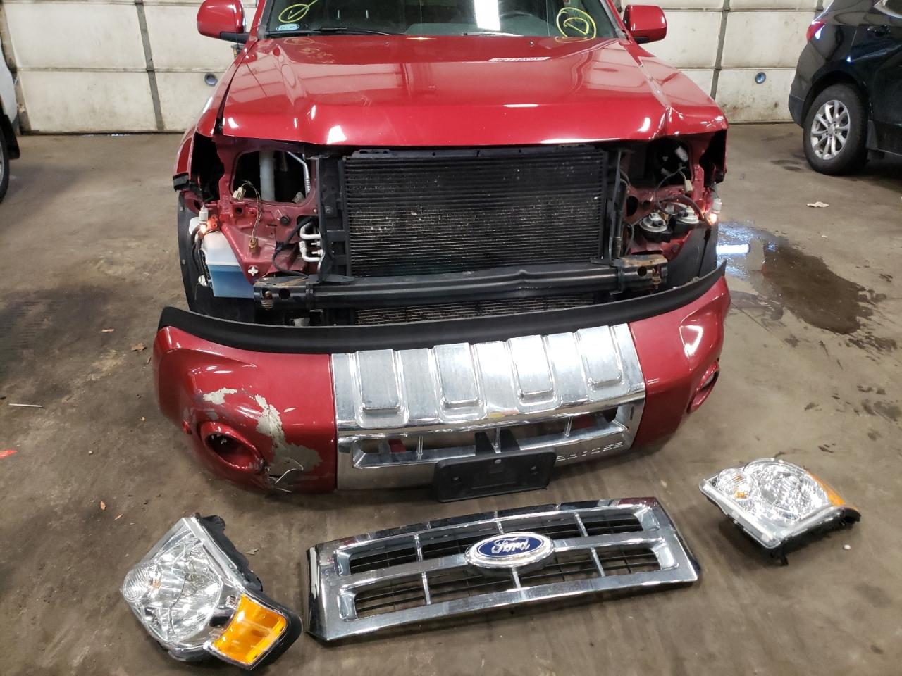 Photo 9 from auction – 2012 FORD ESCAPE LIM with VIN 1FMCU9EG7CKA43914