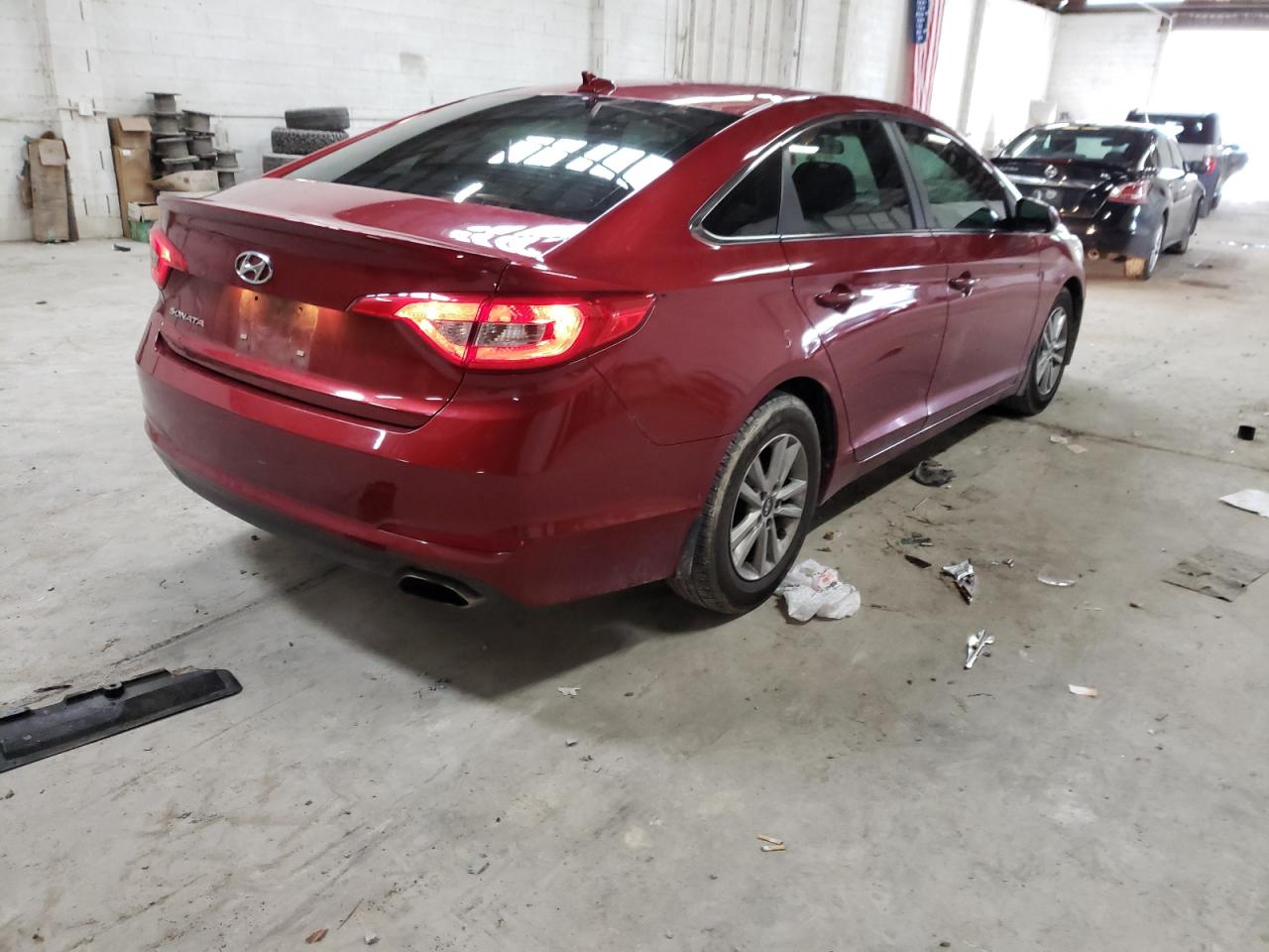 Photo 4 from auction – 2015 HYUNDAI SONATA SE with VIN 5NPE24AF8FH200145