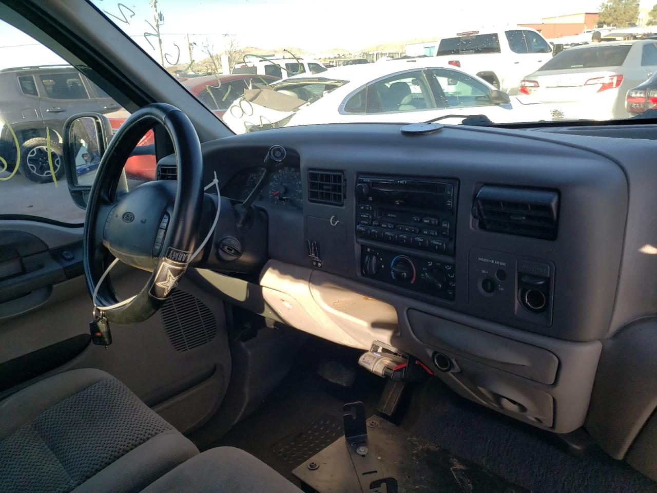 Photo 9 from auction – 2001 FORD F250 SUPER with VIN 1FTNX20S61EA79189