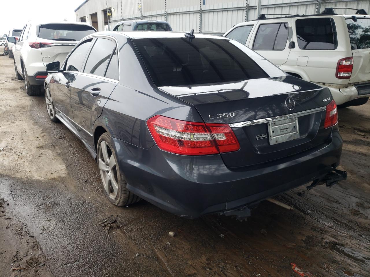 Photo 3 from auction – 2011 MERCEDES-BENZ E 350 4MAT with VIN WDDHF8HBXBA432829