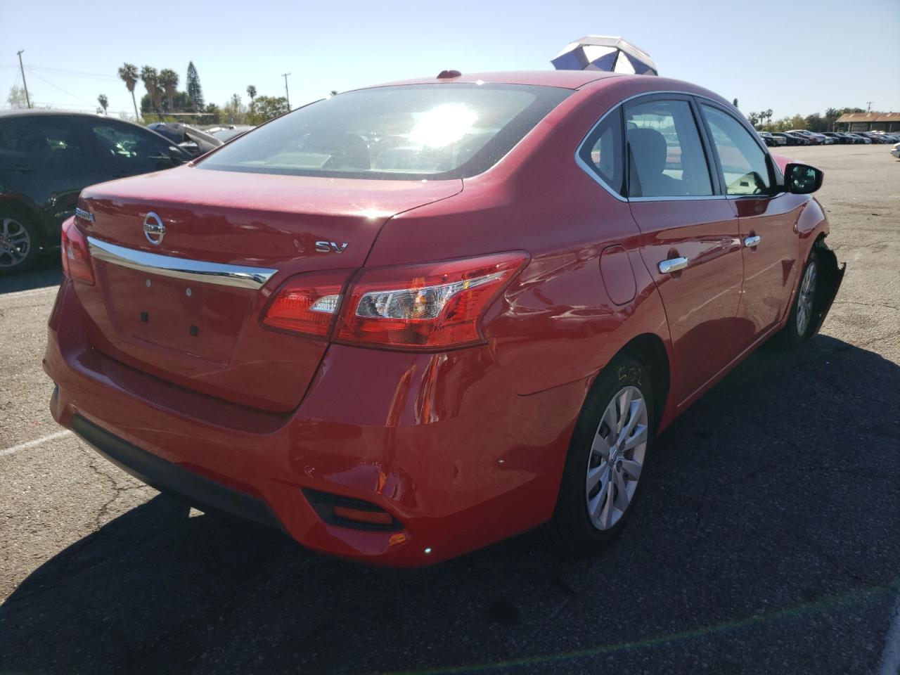 Photo 4 from auction – 2017 NISSAN SENTRA S with VIN 3N1AB7AP1HY282902