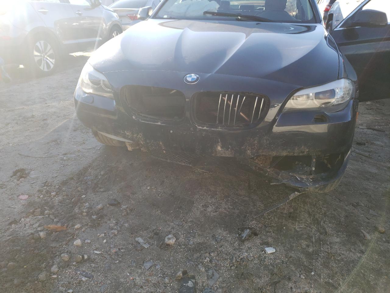 Photo 10 from auction – 2013 BMW 528 XI with VIN WBAXH5C53DDW12815