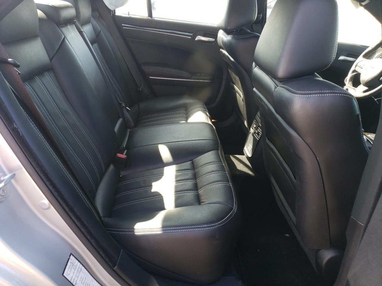 Photo 6 from auction – 2021 CHRYSLER 300 S with VIN 2C3CCABG4MH541370