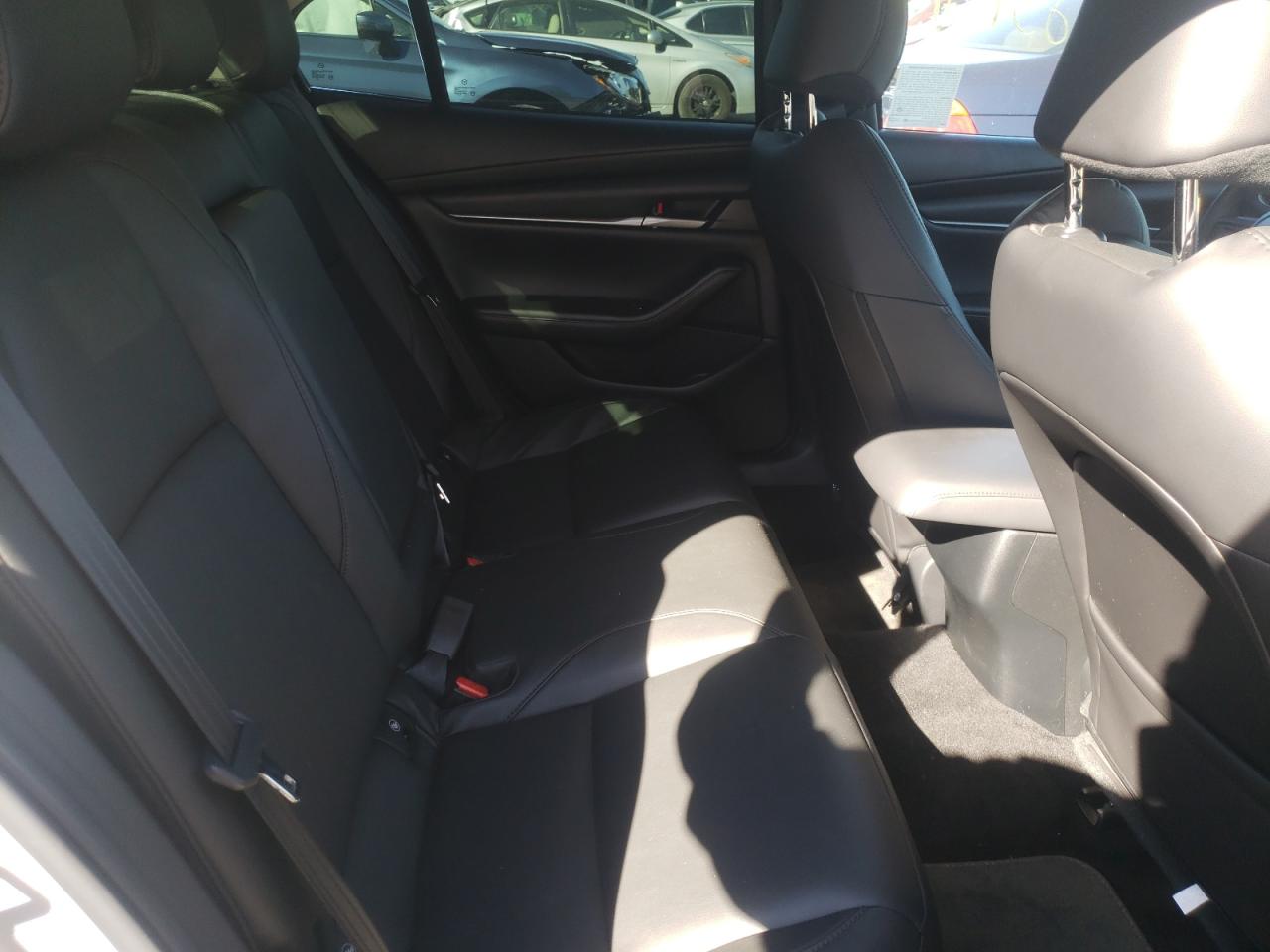 Photo 6 from auction – 2020 MAZDA 3 SELECT with VIN 3MZBPACL6LM129228