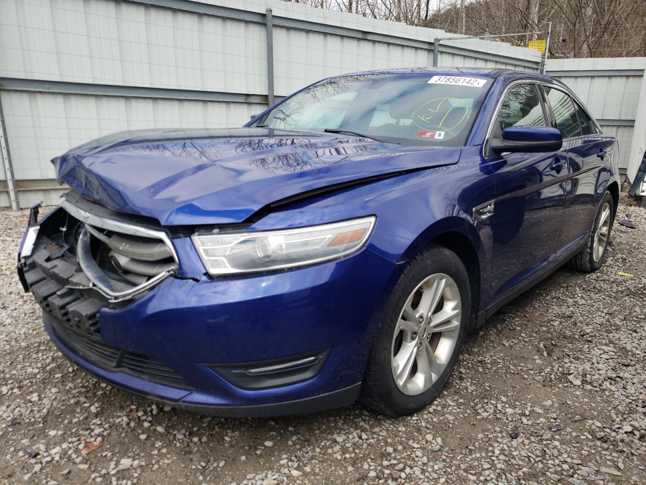 Photo 2 from auction – 2013 FORD TAURUS SEL with VIN 1FAHP2E88DG200961