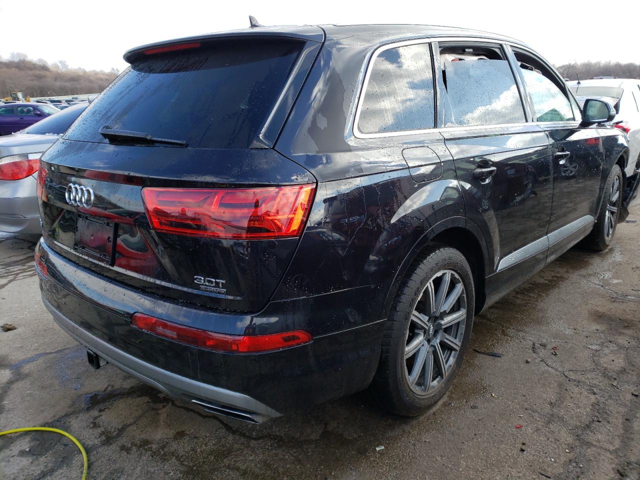 Photo 4 from auction – 2018 AUDI Q7 PRESTIG with VIN WA1VAAF72JD032739