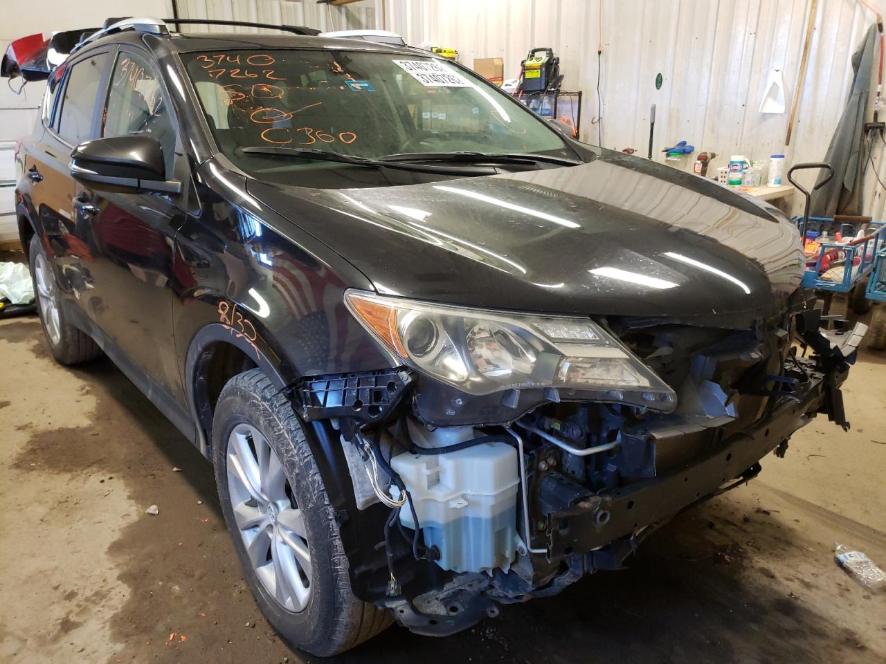 TOYOTA RAV4 LIMIT 2015 with VIN 2T3DFREV3FW268828 - Photo from auction