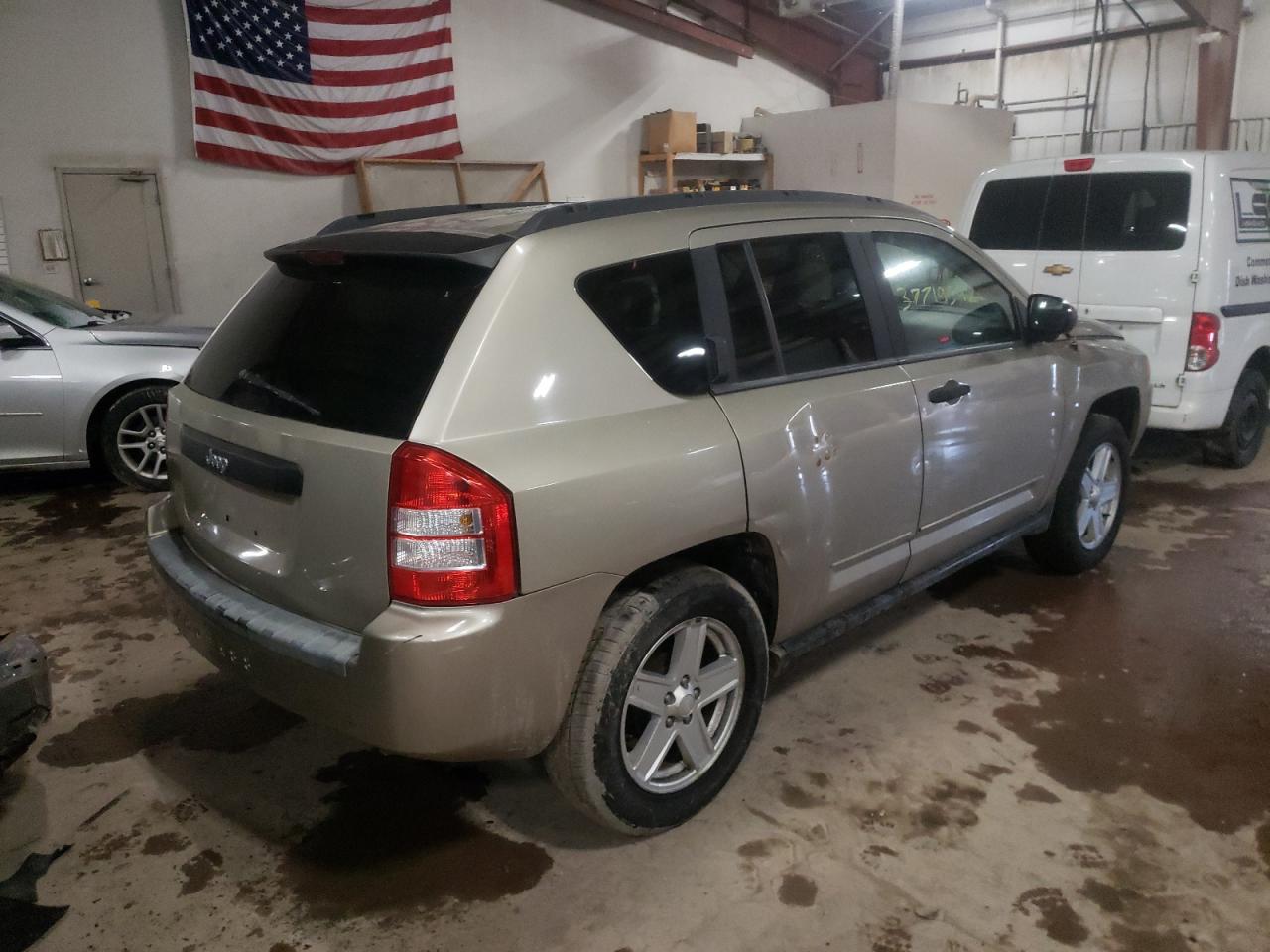 Photo 4 from auction – 2009 JEEP COMPASS SP with VIN 1J4FT47B59D209475