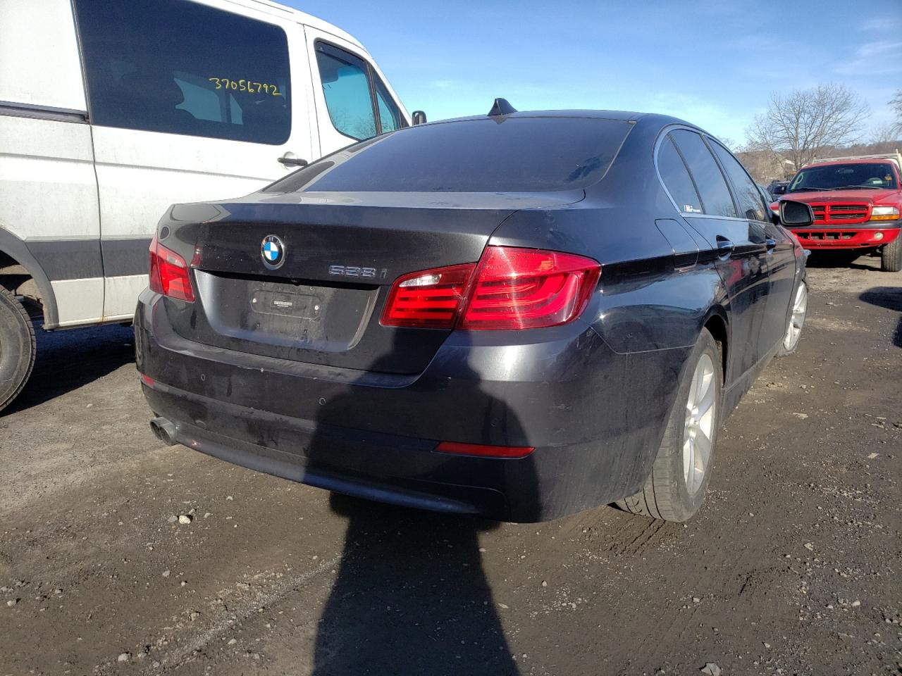 Foto 4 de la subasta – 2012 BMW 528 XI con VIN WBAXH5C54CDW08979