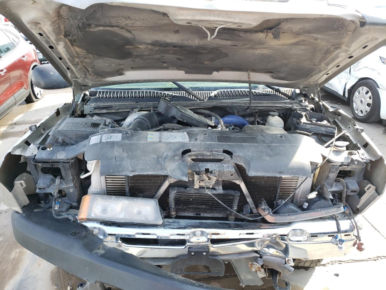 Photo 7 from auction – 2003 CHEVROLET SILVERADO with VIN 1GCJK33163F122027