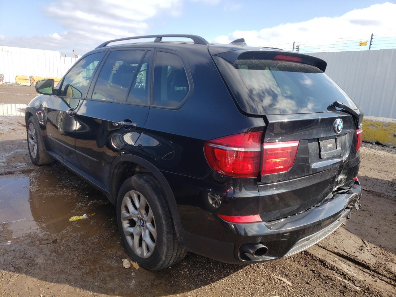 Photo 3 from auction – 2013 BMW X5 XDRIVE3 with VIN 5UXZV4C59D0B03125