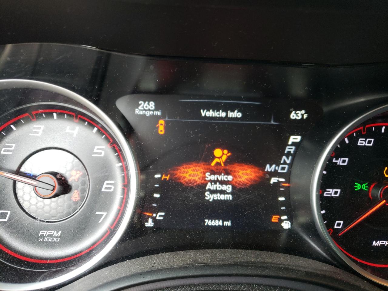 Photo 8 from auction – 2019 DODGE CHARGER GT with VIN 2C3CDXHG8KH526536