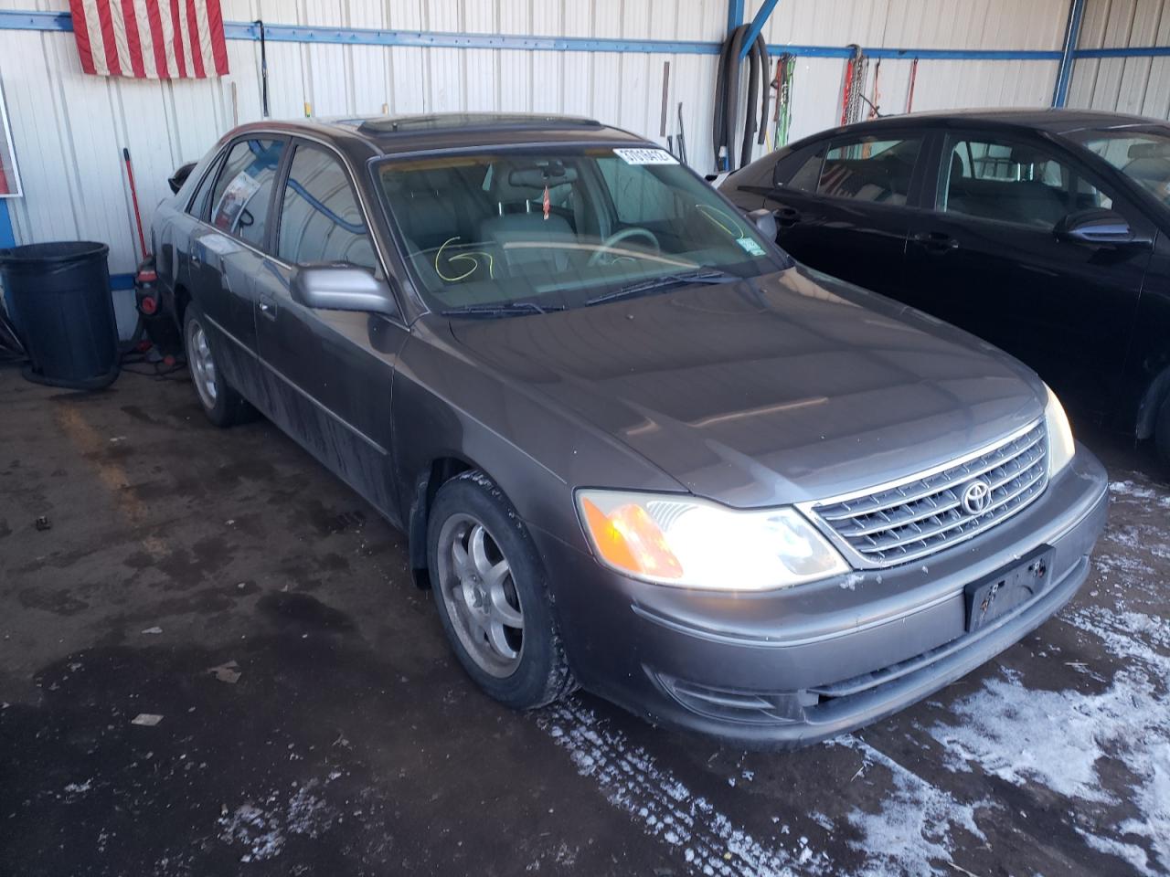 TOYOTA AVALON XL 2004 with VIN 4T1BF28B64U340059 - Photo from auction