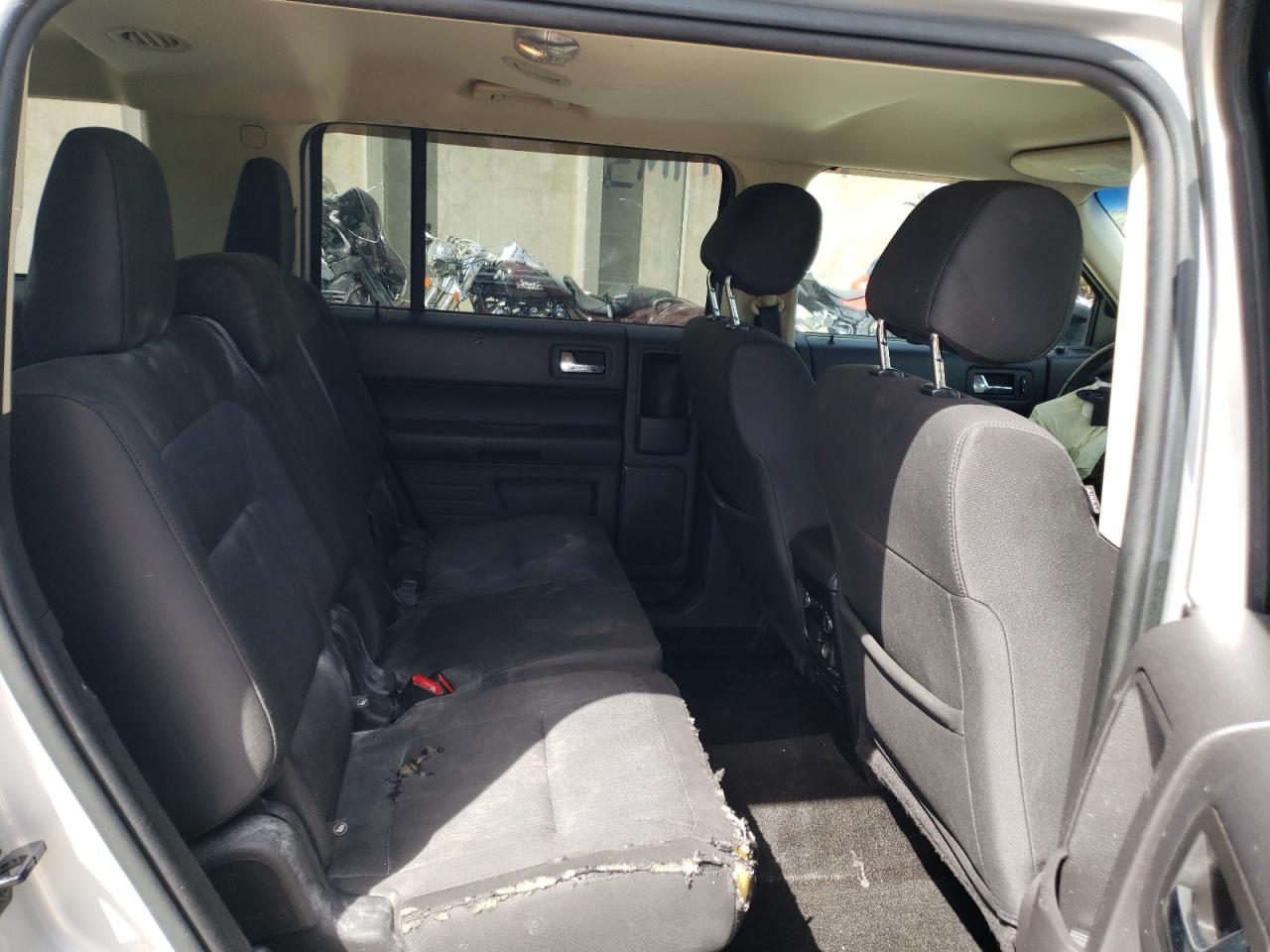 Photo 6 from auction – 2015 FORD FLEX SE with VIN 2FMGK5B82FBA02246