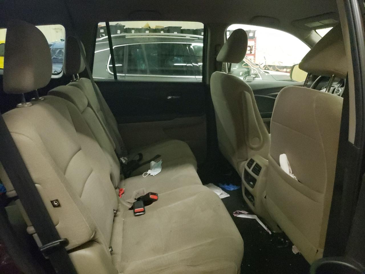 Photo 6 from auction – 2017 HONDA PILOT LX with VIN 5FNYF6H13HB078142