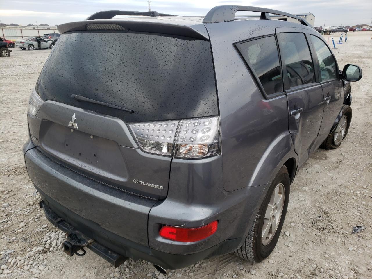 Photo 4 from auction – 2010 MITSUBISHI OUTLANDER with VIN JA4AS2AW4AZ007523