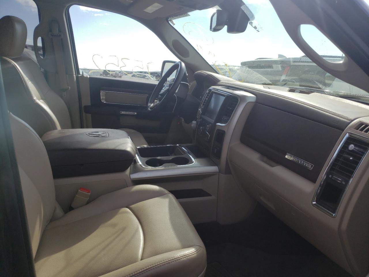 Photo 5 from auction – 2017 RAM 1500 LARAM with VIN 1C6RR7NT2HS816479