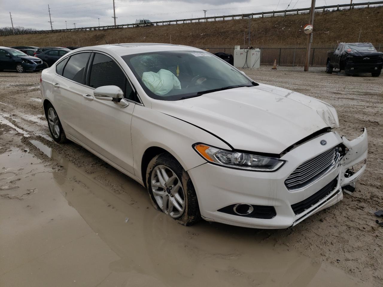 FORD FUSION SE 2015 with VIN 3FA6P0HD8FR143175 - Photo from auction