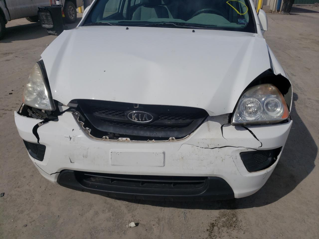 Photo 9 from auction – 2009 KIA RONDO BASE with VIN KNAFG528997271758