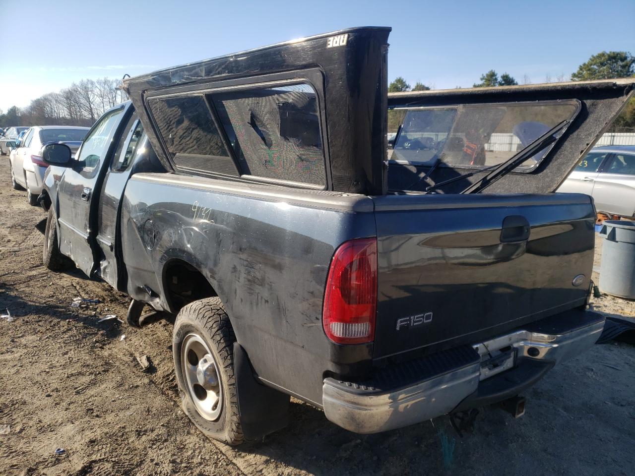 Photo 3 from auction – 2001 FORD F150 with VIN 1FTRX17W41NA94469
