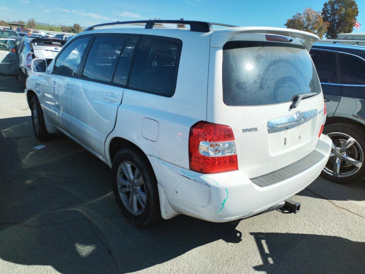 Photo 3 from auction – 2006 TOYOTA HIGHLANDER with VIN JTEDW21A360011355