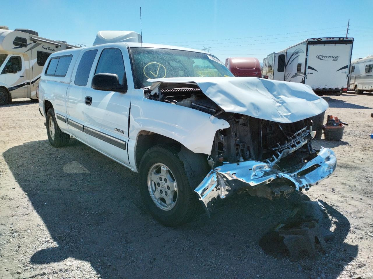 CHEVROLET SILVERADO 2001 with VIN 2GCEC19T611192630 - Photo from auction