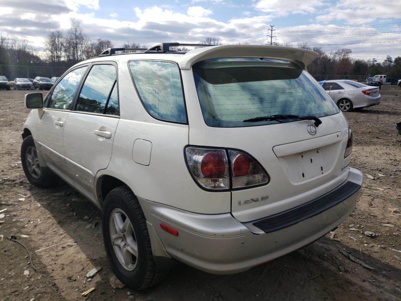 Photo 3 from auction – 2002 LEXUS RX 300 with VIN JTJHF10U520287569
