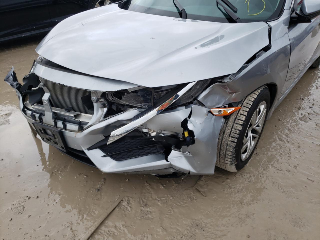 Photo 9 from auction – 2016 HONDA CIVIC LX with VIN 19XFC2F58GE072579