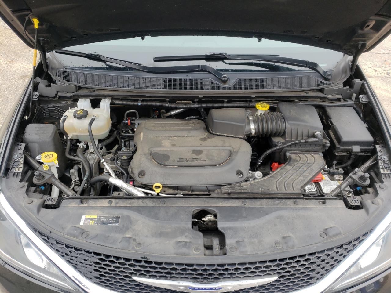 Photo 7 from auction – 2019 CHRYSLER PACIFICA T with VIN 2C4RC1BG2KR650682